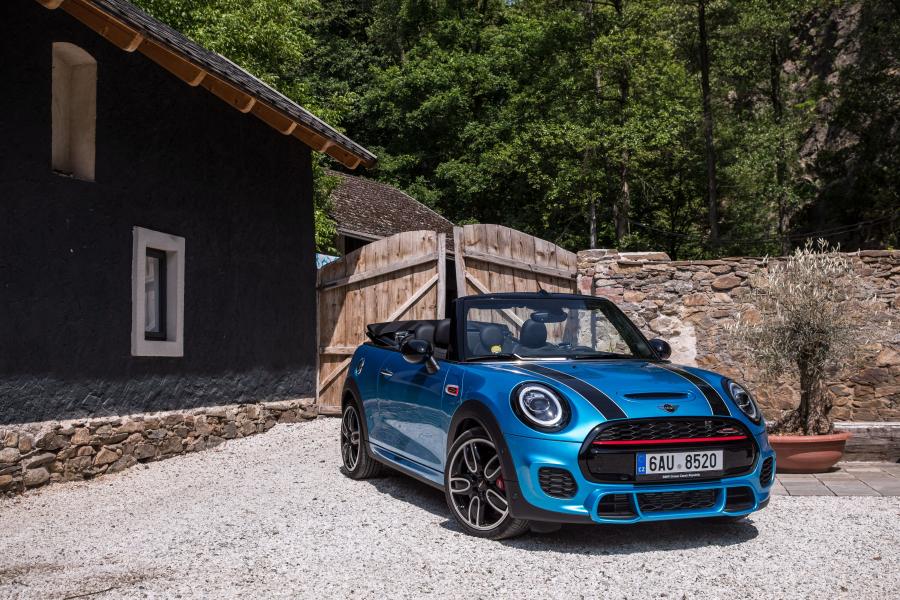 Mini John Cooper Works Cabrio (F57) 2018 года  (WW) (фото 20 из 36)